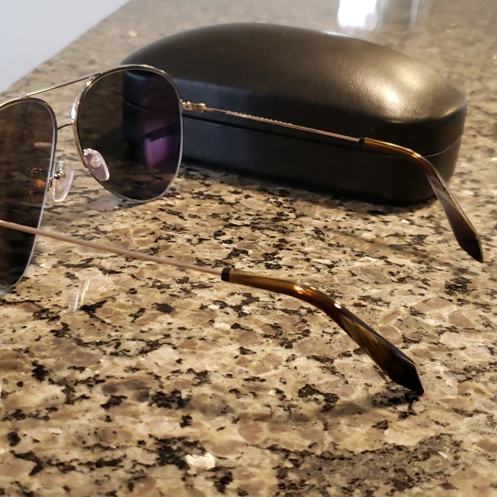 Platinum mirror sunglasses - Picture 4 of 7